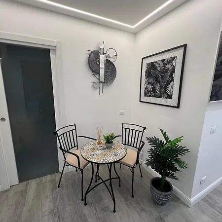 Luxury Centro Storico Apartment