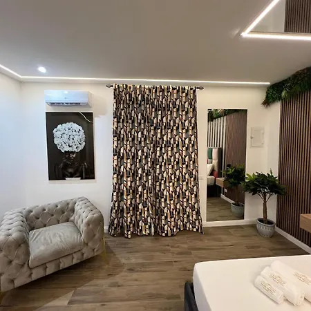 Luxury Centro Storico Apartment
